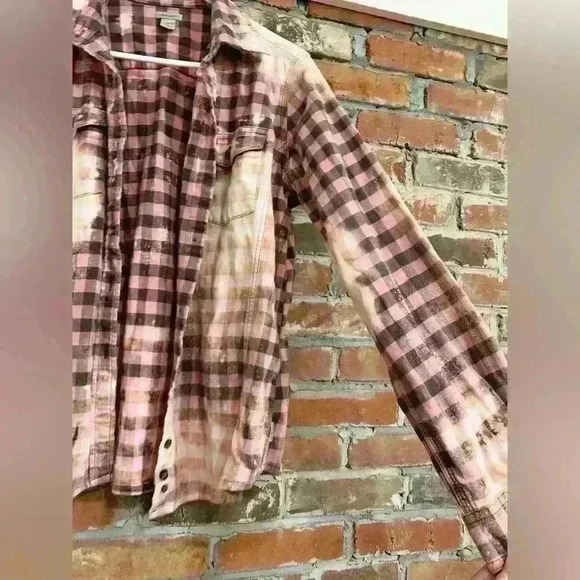 Carhartt Bleached Flannel Size 12/14 - Picture 3 of 8